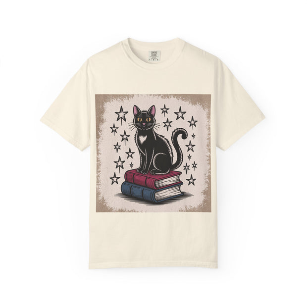 Cat and Book Lover's T-Shirt,
