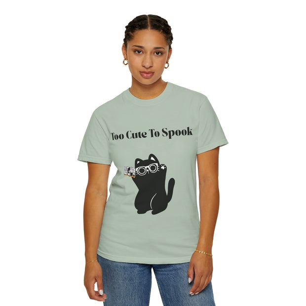 'Too Cute To Spook' Unisex T-shirt