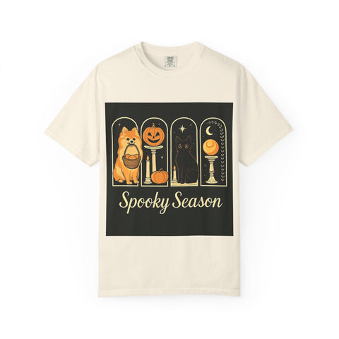 Spooky Season Pomeranain Unisex T-Shirt