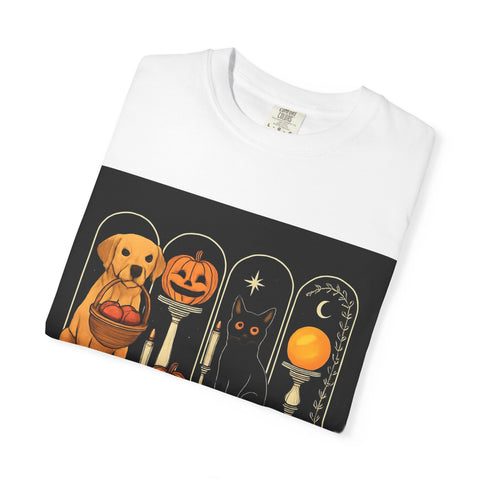 Spooky Season Golden Retriever Unisex T-Shirt