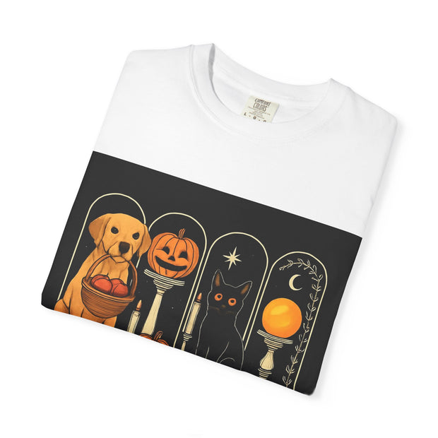 Spooky Season Golden Retriever Unisex T-Shirt