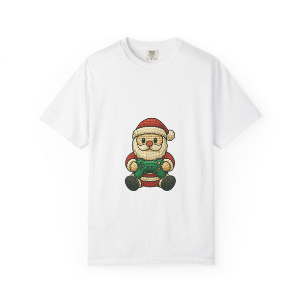 Festive Santa Gaming T-Shirt, Unisex Holiday Tee, Funny Christmas Shirt, Gamer Gift, Cute Santa Design