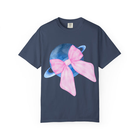 Blue Saturn Wrapped In Pink Bow Unisex T-Shirt