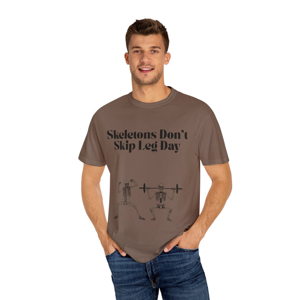 'Skeletons Don't Skip Leg Day' Unisex T-Shirt