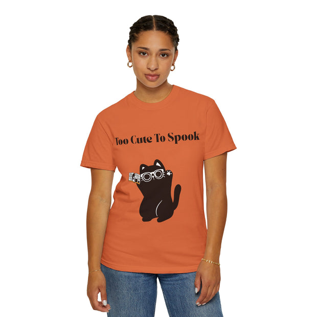 'Too Cute To Spook' Unisex T-shirt