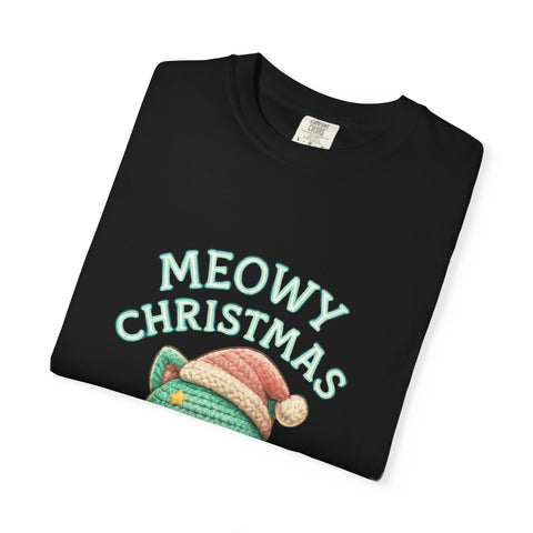 Cute Cat Christmas T-shirt, Meowy Christmas Tee, Unisex Holiday Shirt, Fun Xmas Gift, Cozy Festive Wear