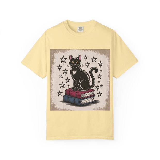 Cat and Book Lover's T-Shirt,