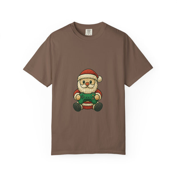 Festive Santa Gaming T-Shirt, Unisex Holiday Tee, Funny Christmas Shirt, Gamer Gift, Cute Santa Design