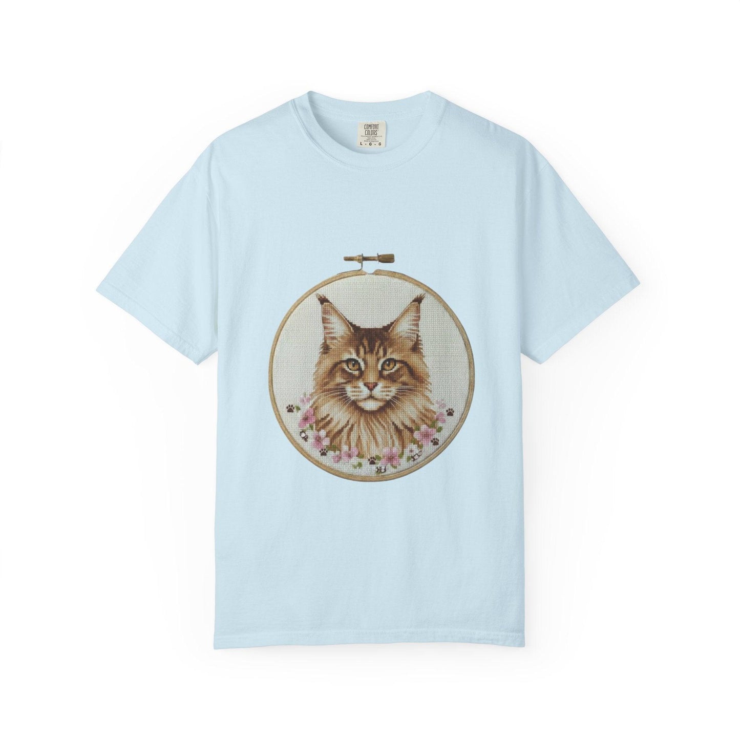 Maine Coon Portrait Hoop Art T-shirt | Cat Face Floral Embroidery Print