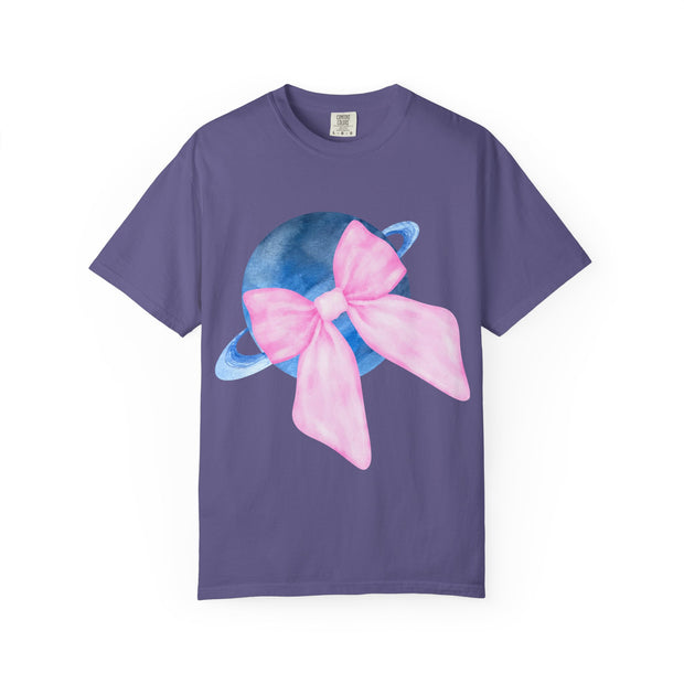 Blue Saturn Wrapped In Pink Bow Unisex T-Shirt