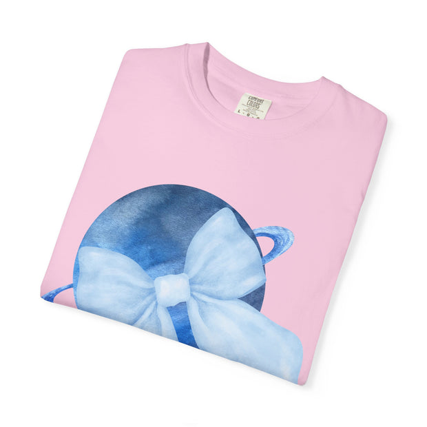 Blue Saturn Wrapped In Blue Bow Unisex T-Shirt