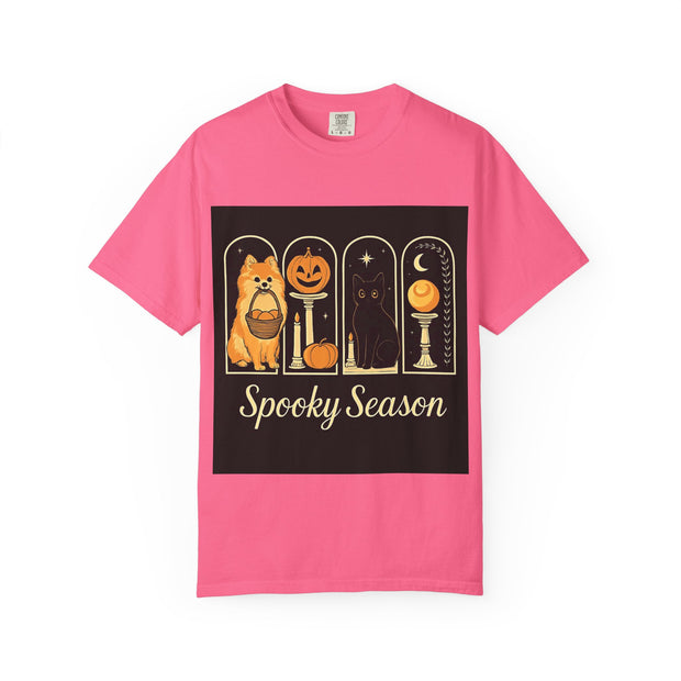 Spooky Season Pomeranain Unisex T-Shirt