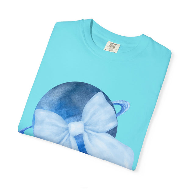 Blue Saturn Wrapped In Blue Bow Unisex T-Shirt