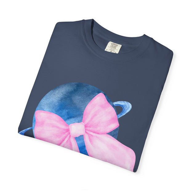 Blue Saturn Wrapped In Pink Bow Unisex T-Shirt