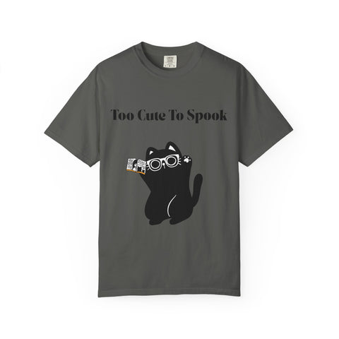 'Too Cute To Spook' Unisex T-shirt