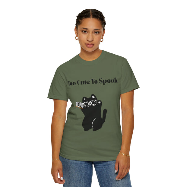 'Too Cute To Spook' Unisex T-shirt