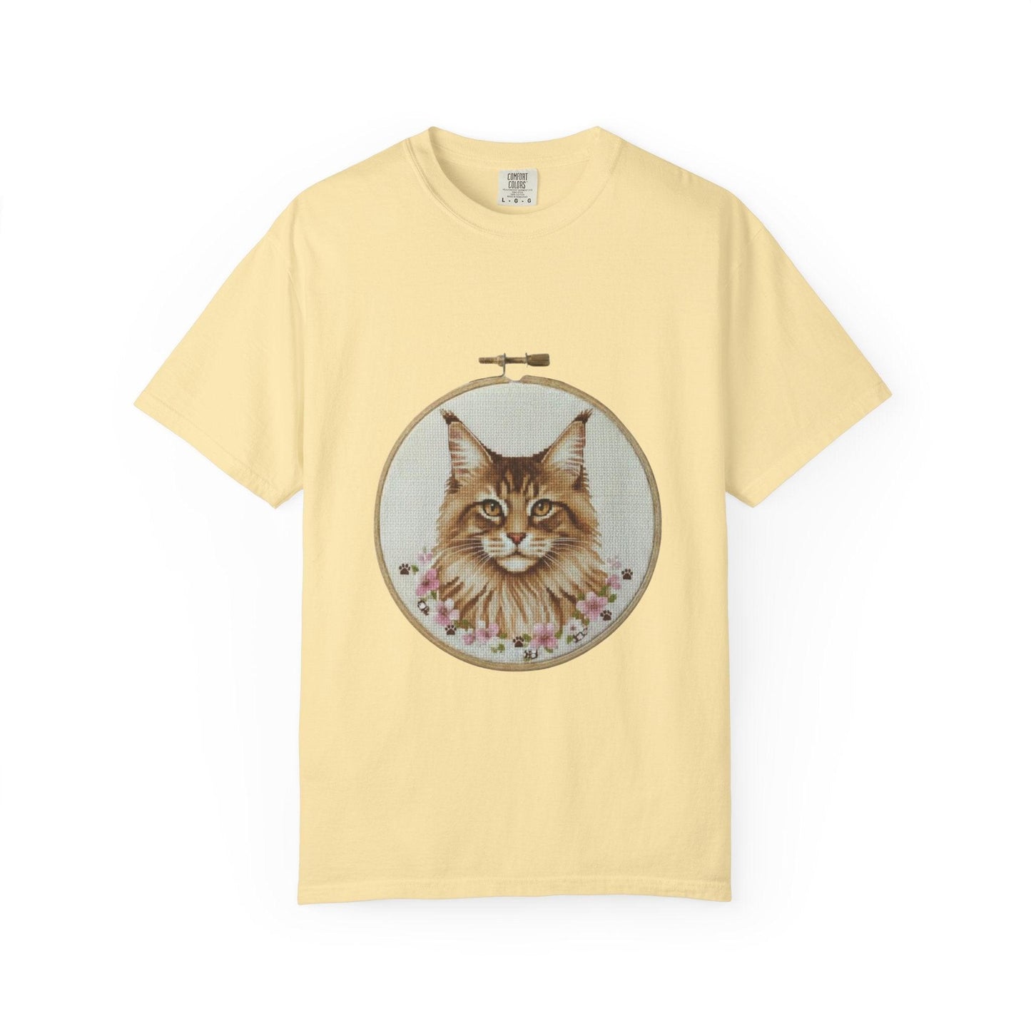 Maine Coon Portrait Hoop Art T-shirt | Cat Face Floral Embroidery Print