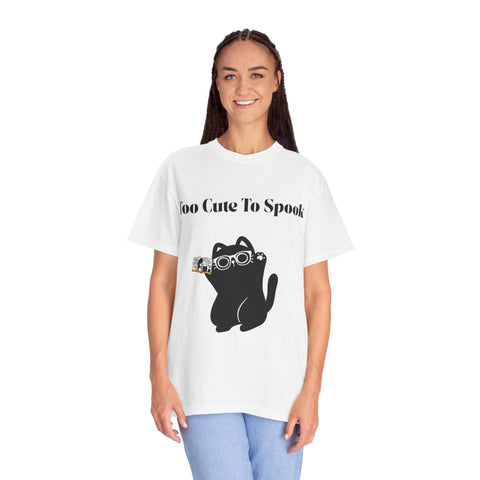 'Too Cute To Spook' Unisex T-shirt