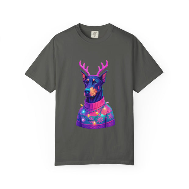 Festive Doberman Holiday T-Shirt, Christmas Shirt, Unisex Gift, Funny Pet Apparel, Cozy Winter Wear, Animal Lover Tee