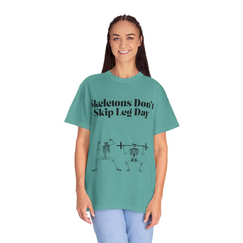 'Skeletons Don't Skip Leg Day' Unisex T-Shirt