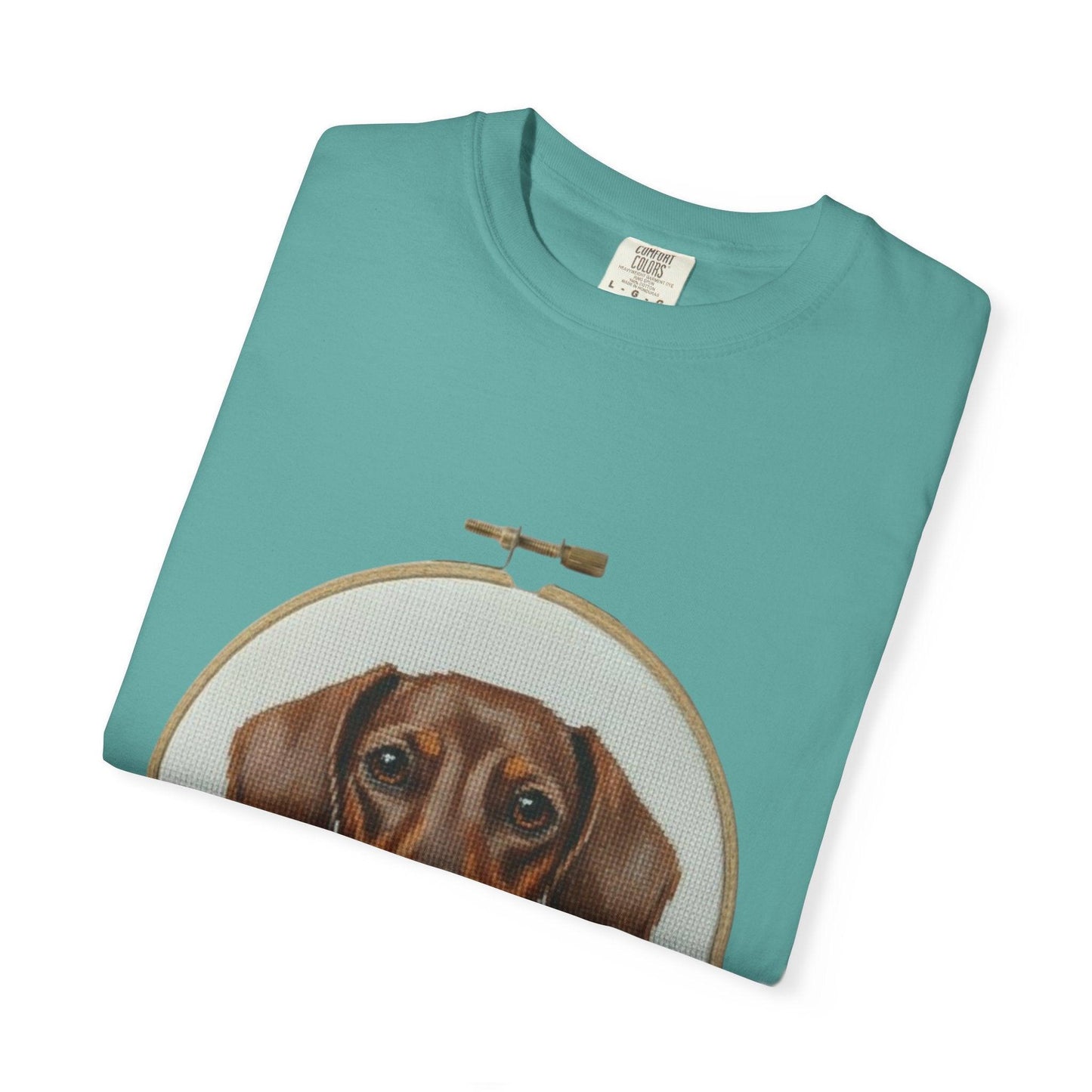 Dachshund Portrait T-shirt | Embroidery Hoop Dog Illustration