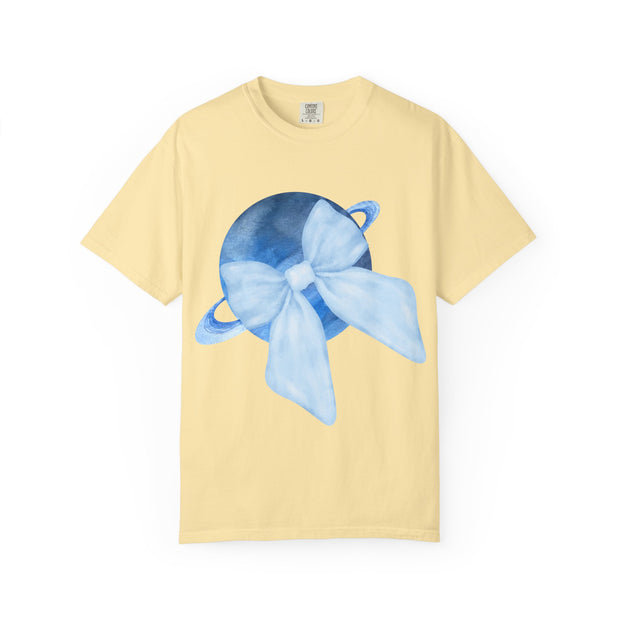 Blue Saturn Wrapped In Blue Bow Unisex T-Shirt