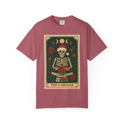 'The Caroler' Tarot Card T-Shirt