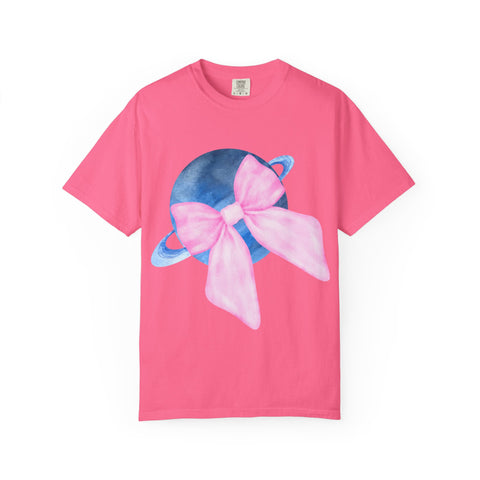 Blue Saturn Wrapped In Pink Bow Unisex T-Shirt