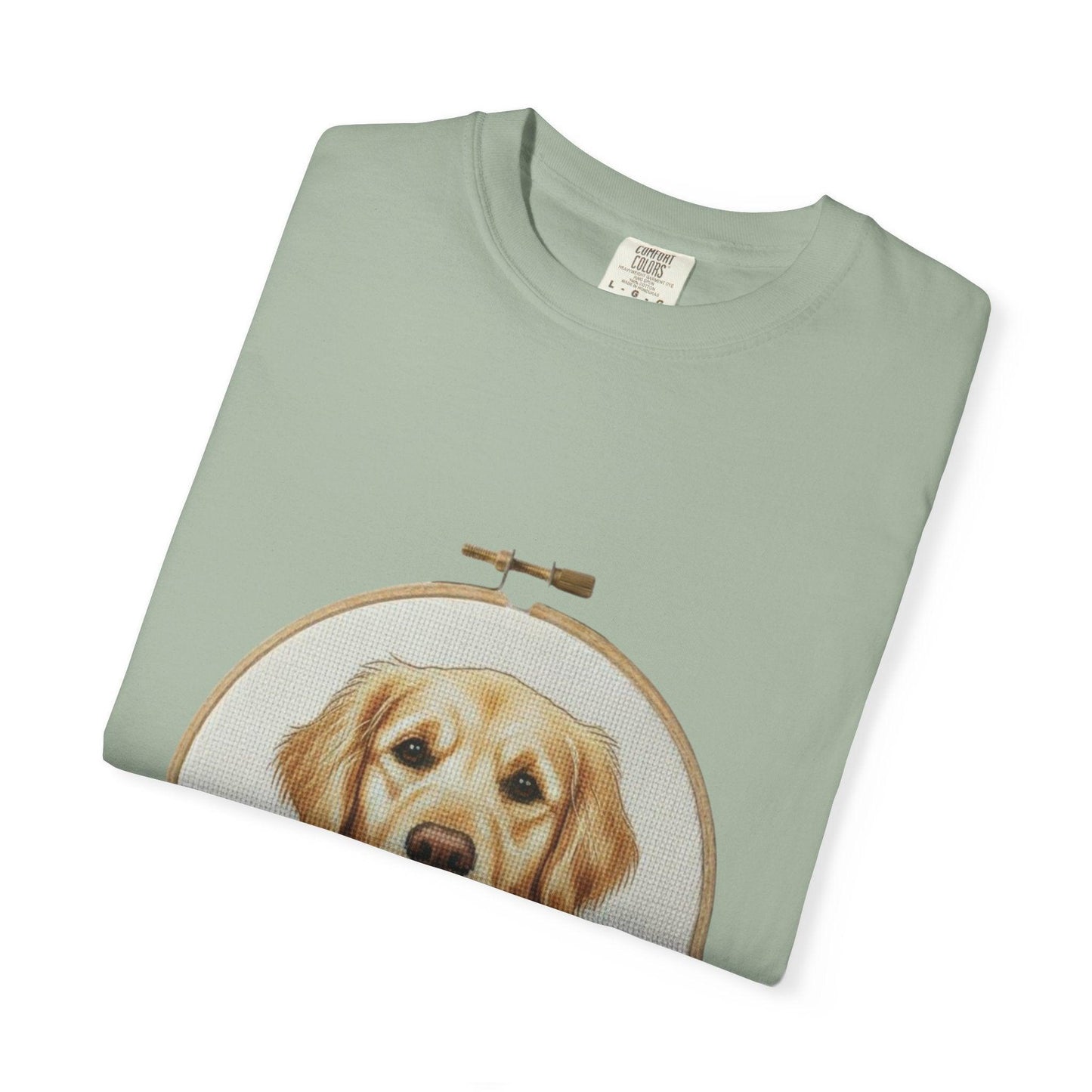 Golden Retriever Portrait T-Shirt | Embroidery Hoop Dog Art