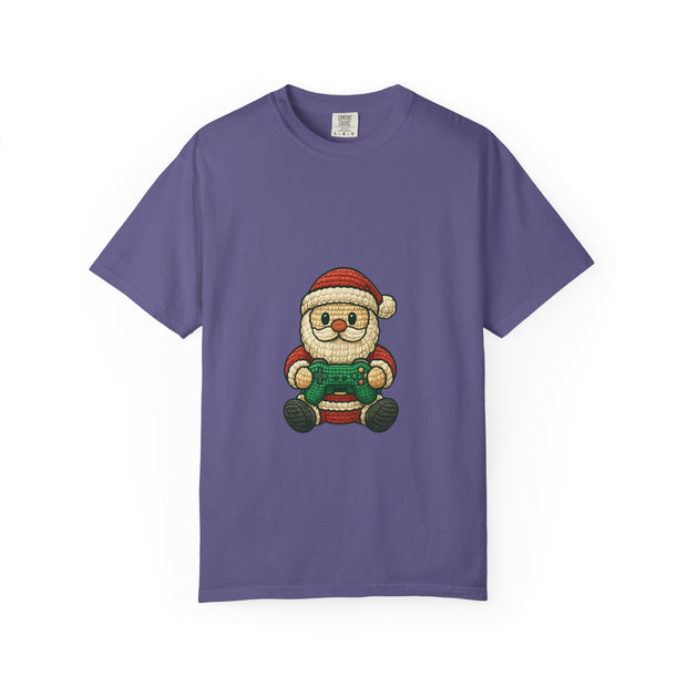 Festive Santa Gaming T-Shirt, Unisex Holiday Tee, Funny Christmas Shirt, Gamer Gift, Cute Santa Design