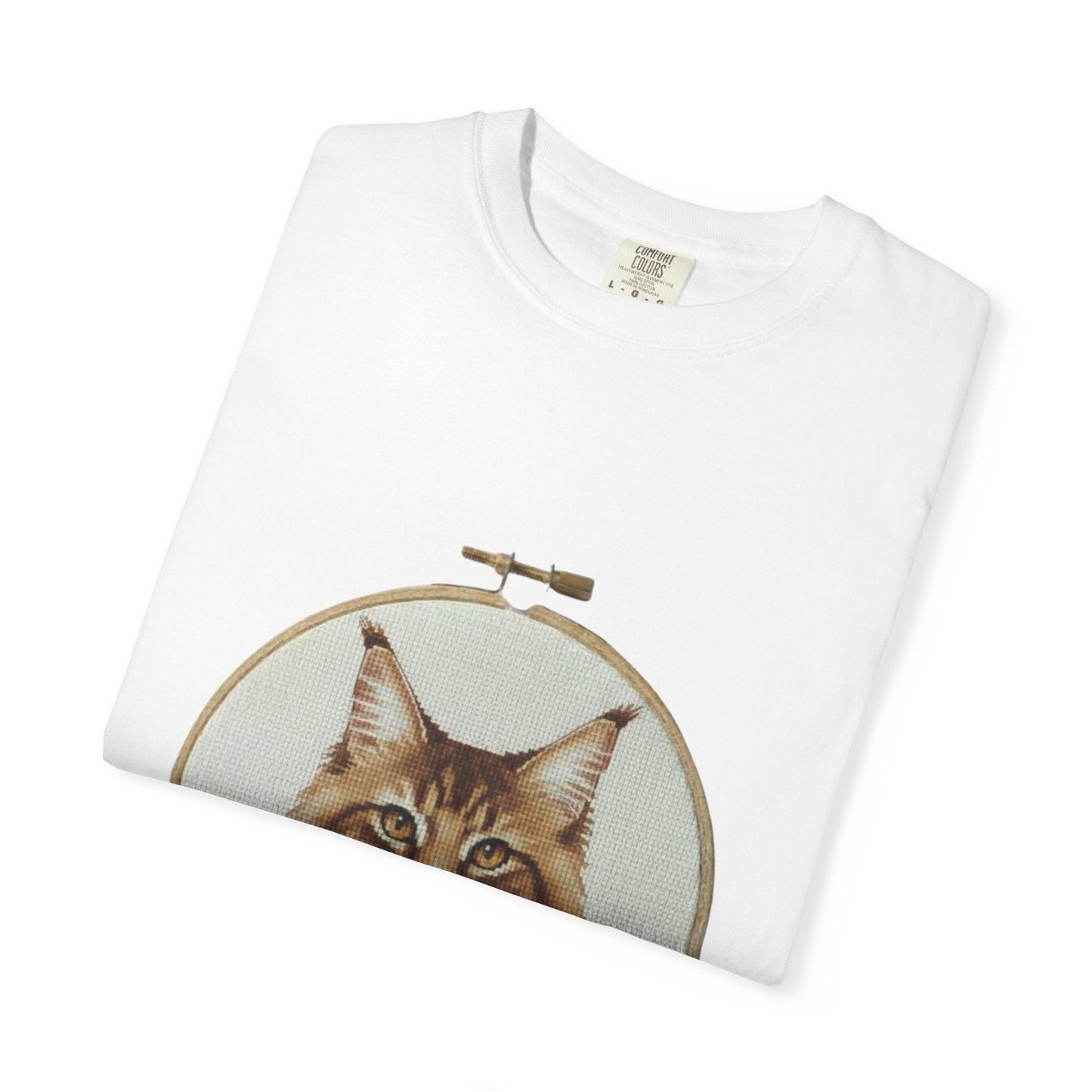 Maine Coon Portrait Hoop Art T-shirt | Cat Face Floral Embroidery Print