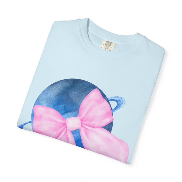 Blue Saturn Wrapped In Pink Bow Unisex T-Shirt