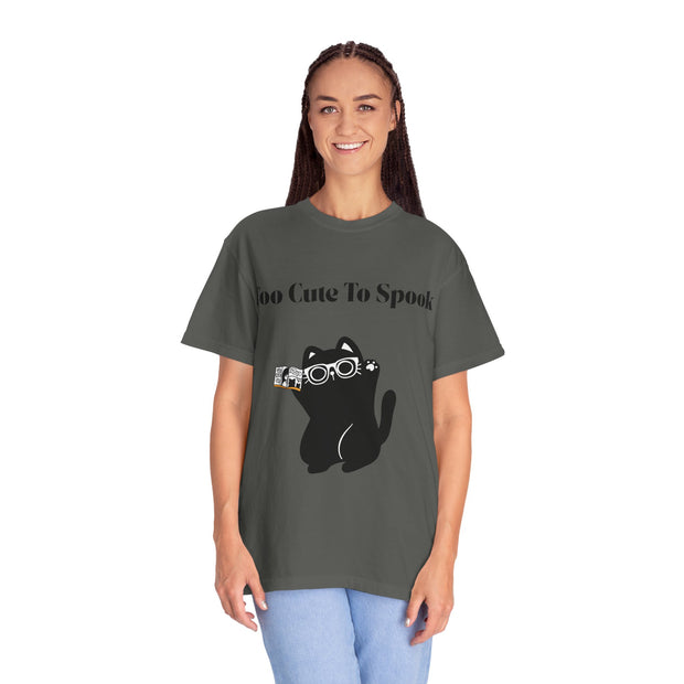 'Too Cute To Spook' Unisex T-shirt
