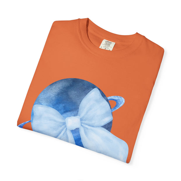 Blue Saturn Wrapped In Blue Bow Unisex T-Shirt