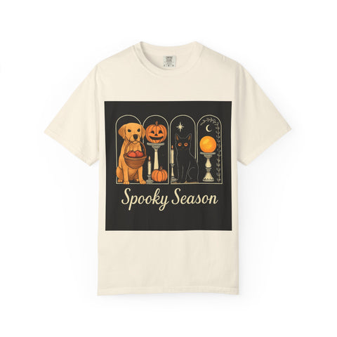 Spooky Season Golden Retriever Unisex T-Shirt