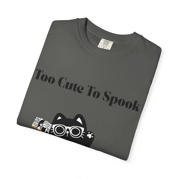 'Too Cute To Spook' Unisex T-shirt