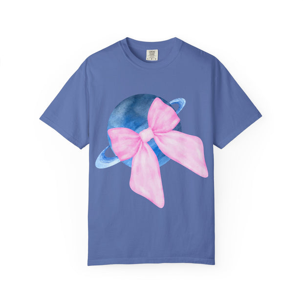 Blue Saturn Wrapped In Pink Bow Unisex T-Shirt