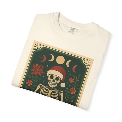 'The Caroler' Tarot Card T-Shirt