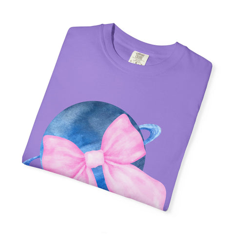 Blue Saturn Wrapped In Pink Bow Unisex T-Shirt