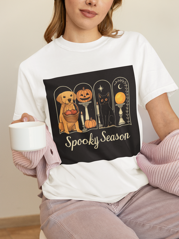 Spooky Season Golden Retriever Unisex T-Shirt