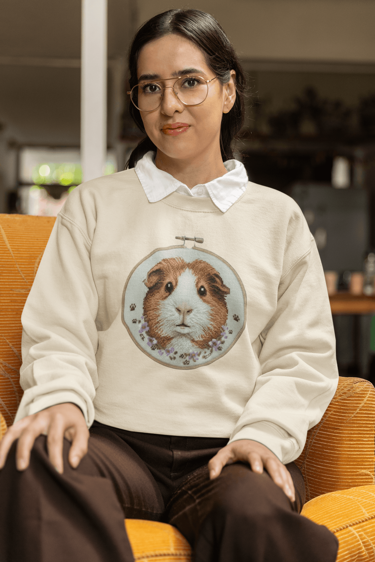 Guinea Pig Portrait Crewneck Sweatshirt | Embroidery Hoop Style
