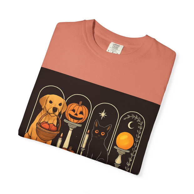 Spooky Season Golden Retriever Unisex T-Shirt