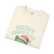 Cute Cat Christmas T-shirt, Meowy Christmas Tee, Unisex Holiday Shirt, Fun Xmas Gift, Cozy Festive Wear