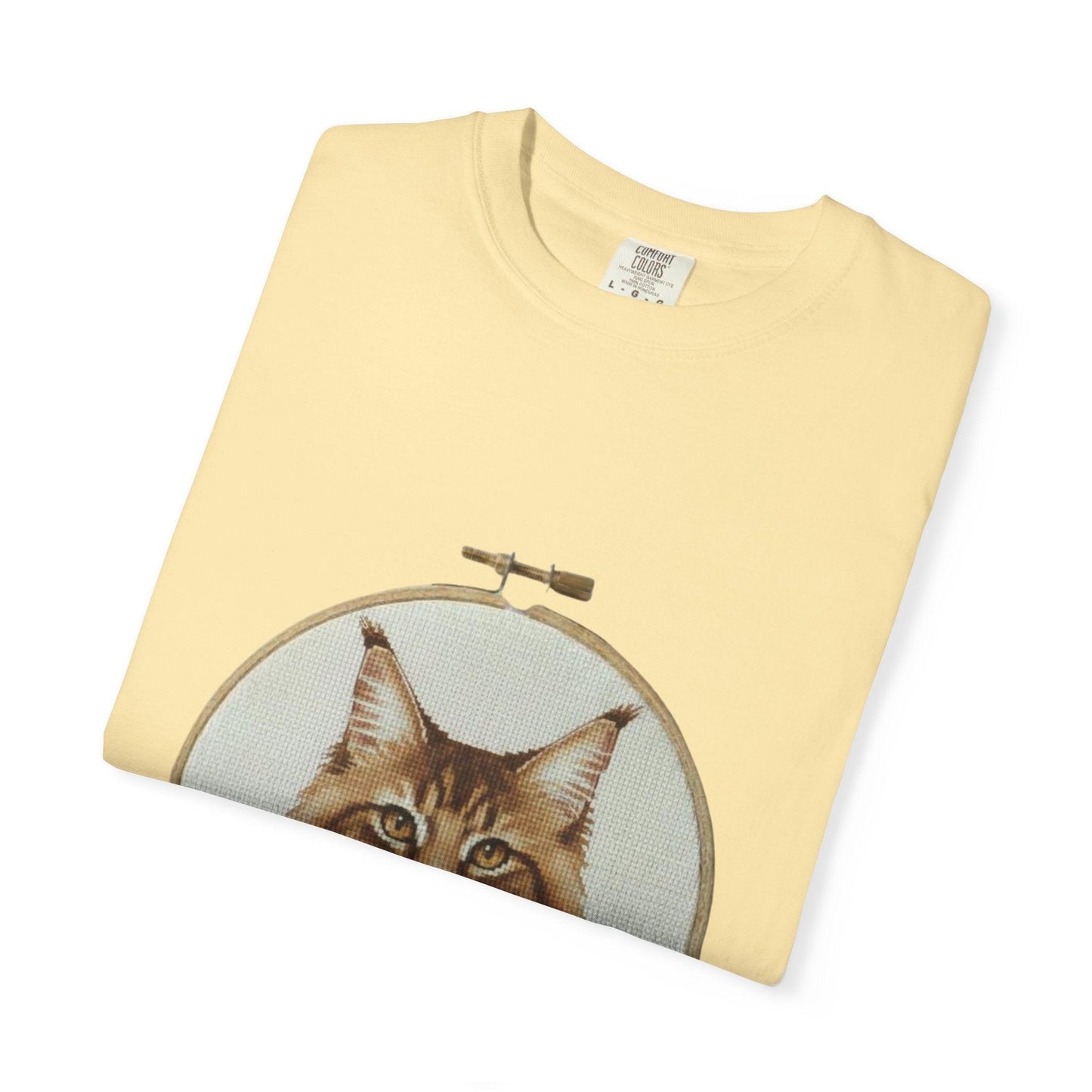 Maine Coon Portrait Hoop Art T-shirt | Cat Face Floral Embroidery Print