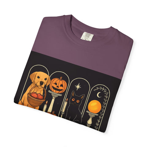 Spooky Season Golden Retriever Unisex T-Shirt