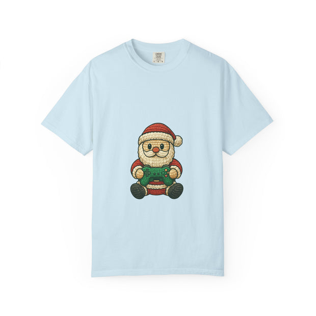 Festive Santa Gaming T-Shirt, Unisex Holiday Tee, Funny Christmas Shirt, Gamer Gift, Cute Santa Design