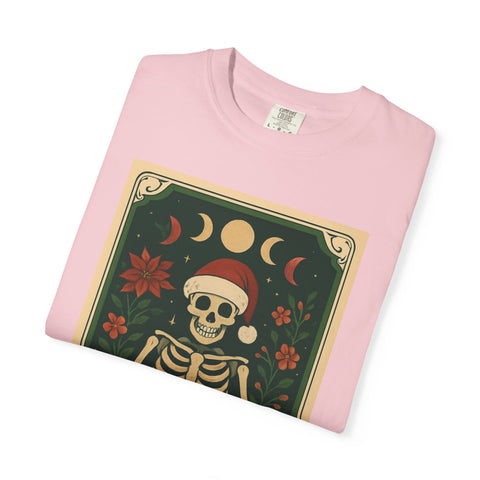 'The Caroler' Tarot Card T-Shirt