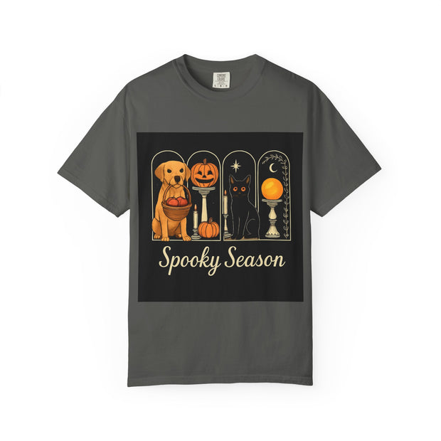 Spooky Season Golden Retriever Unisex T-Shirt
