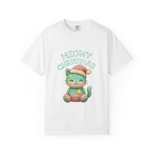 Cute Cat Christmas T-shirt, Meowy Christmas Tee, Unisex Holiday Shirt, Fun Xmas Gift, Cozy Festive Wear