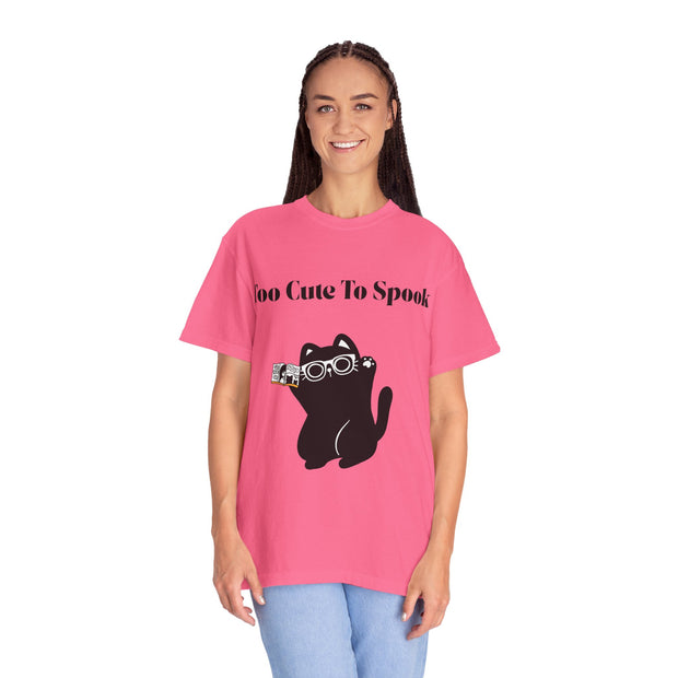 'Too Cute To Spook' Unisex T-shirt